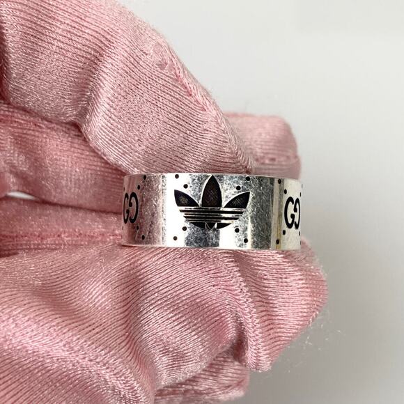 NIB Gucci x Adidas Engraved Extra-wide Ring In Undefined Size 21 - Picture 1 of 11